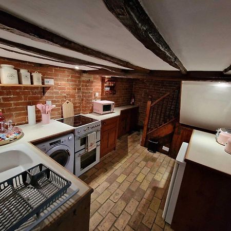 Two Bedroom Grade Ll Cottage At Az Luxury Stays Honey Horsefield With Wifi And Free Parking Hundon Eksteriør bilde