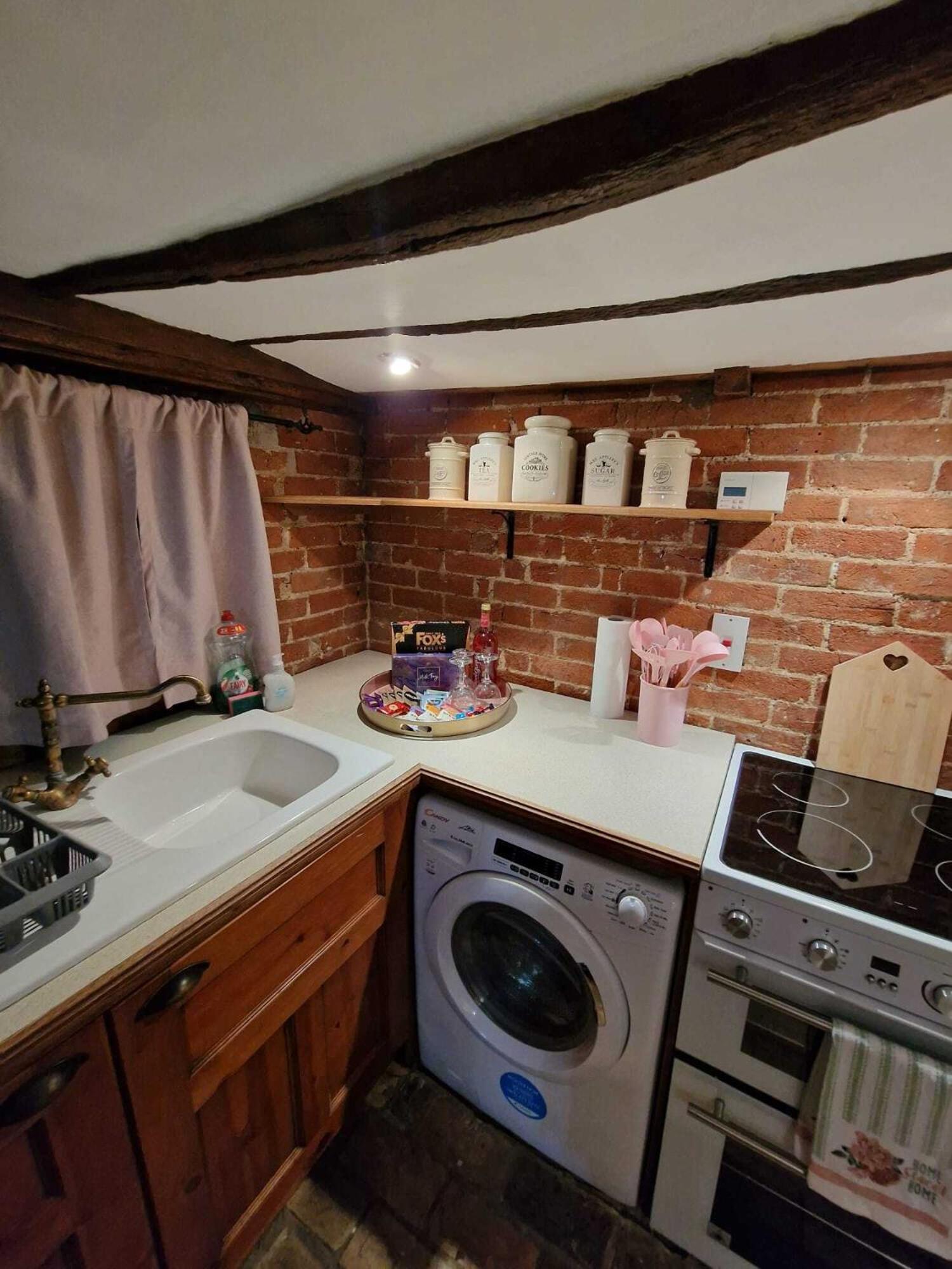 Two Bedroom Grade Ll Cottage At Az Luxury Stays Honey Horsefield With Wifi And Free Parking Hundon Eksteriør bilde